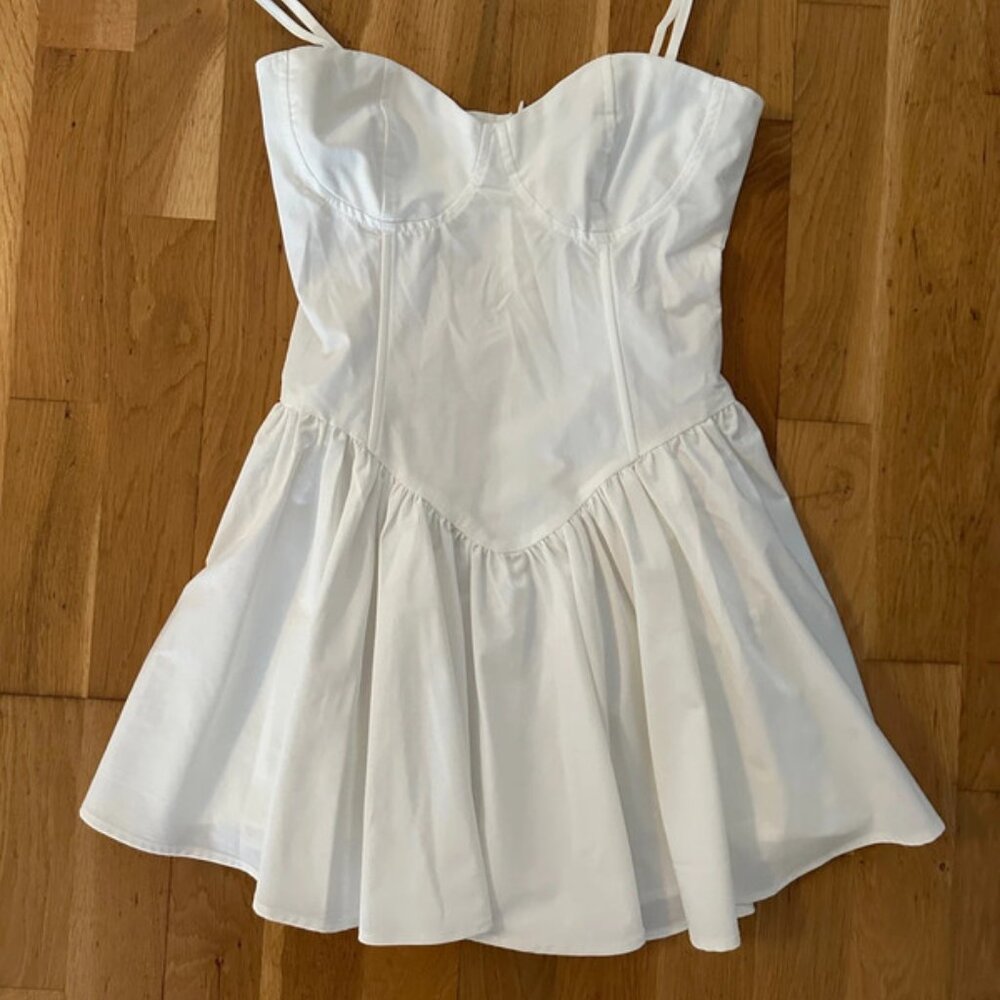 White mini dress boohoo